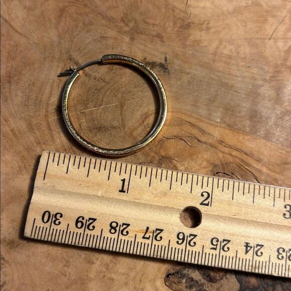 Single Coach Gold Hoop - Picture 4 of 5